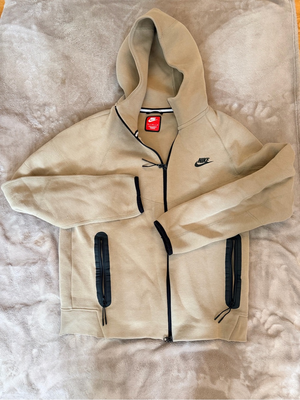 Nike Tech Tech Fleece Windrunner